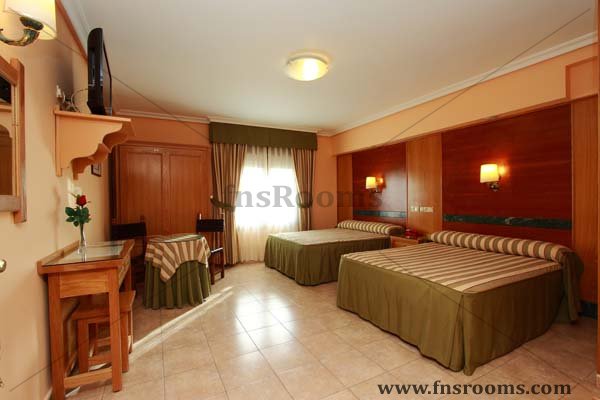 Hostal Gavilanes II