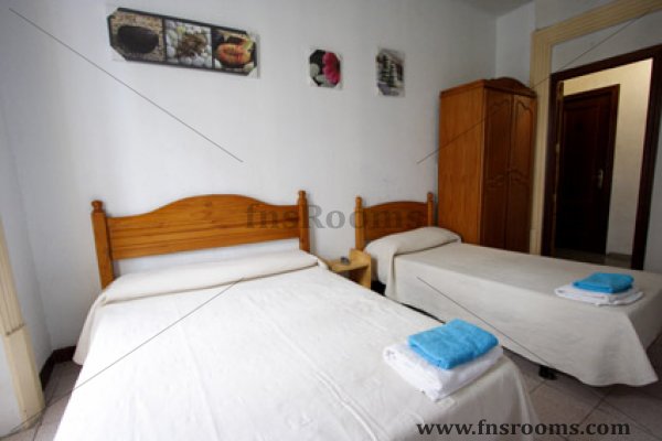Hostal Gislay - Hostal barato en Madrid