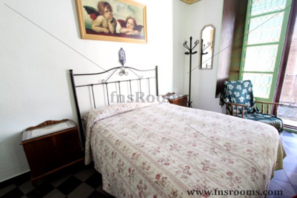 Cheap Hostel Granada - Hostel in Granada - HOSTEL VENECIA