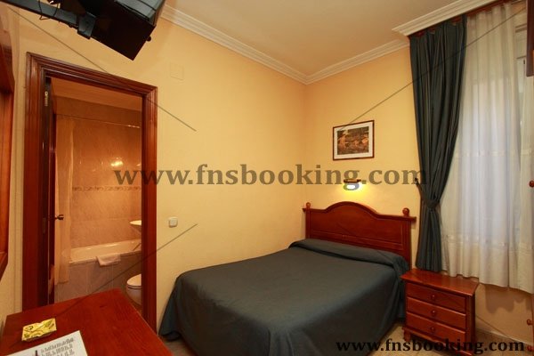 Hostal Playa 2 - Hostal en Sol Madrid - Hostal barato Madrid