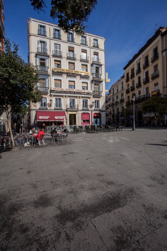 Hostal Santa Cruz - Auberges de Jeunesse à Madrid