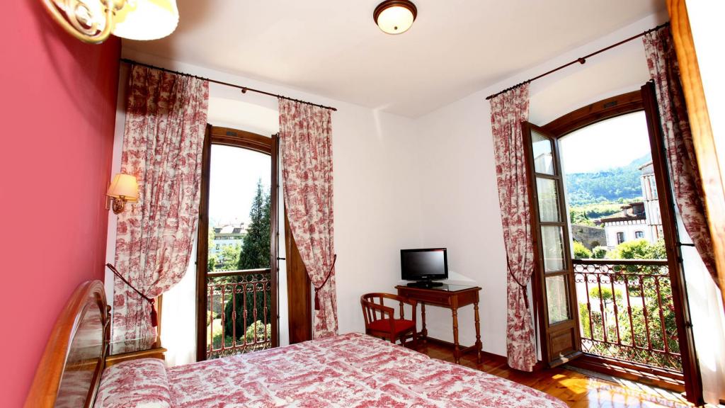 Hotel Puente Romano Cangas de Onis