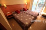Hostal Drassanes