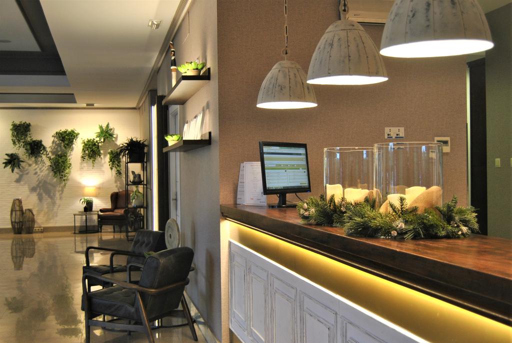 Hotel Santiago León
