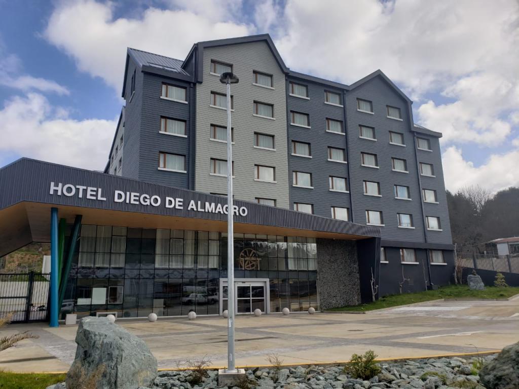 Hotel Diego de Almagro Castro