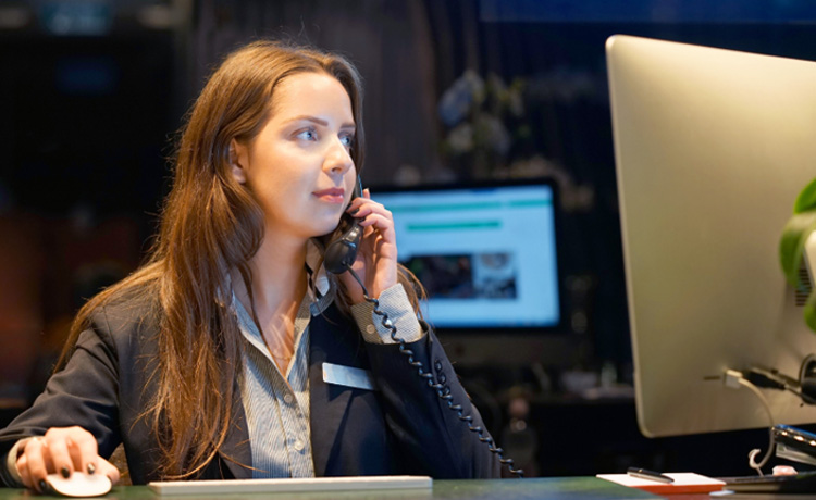 El recepcionista 2.0: Menos procesos, más hospitalidad